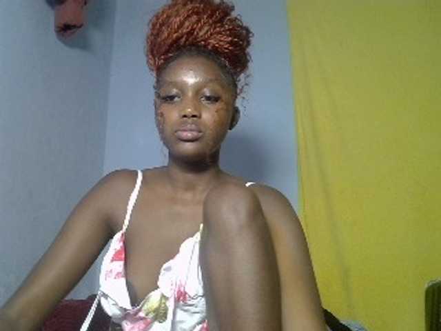 Untamed2 live cam on BongaCams