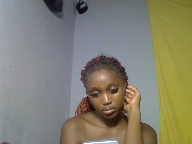 Untamed2 live cam on BongaCams