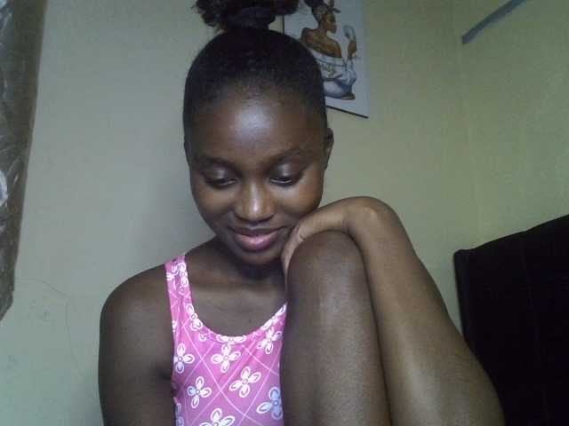 Untamed2 live cam on BongaCams