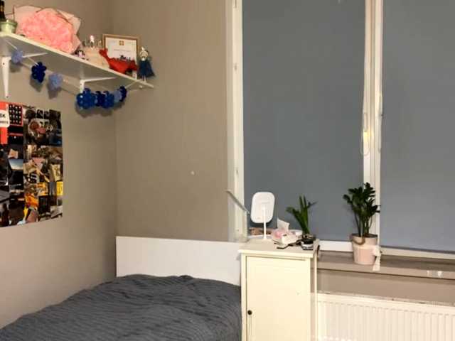 ZoeLecain's BongaCams show and profile