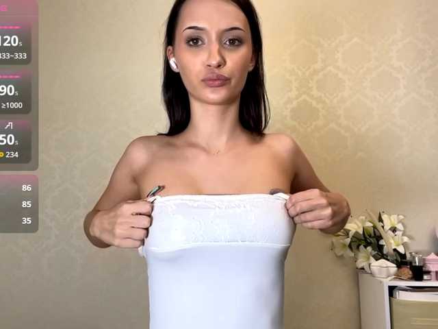 ZoeLecain live cam on BongaCams
