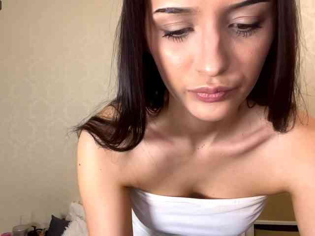 ZoeLecain webcam