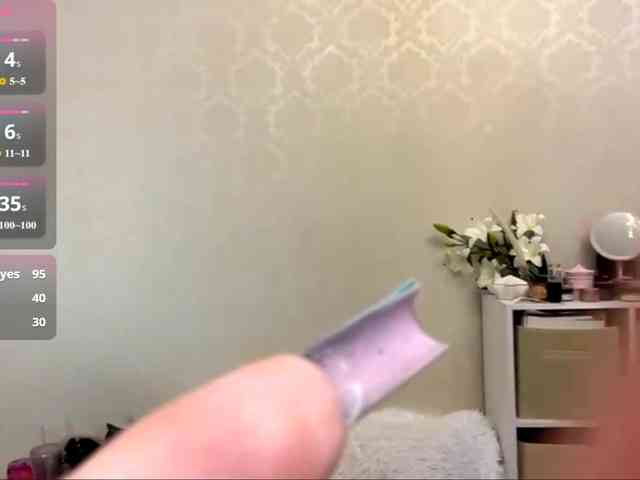 ZoeLecain webcam