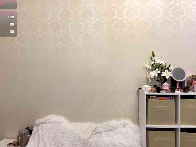ZoeLecain webcam