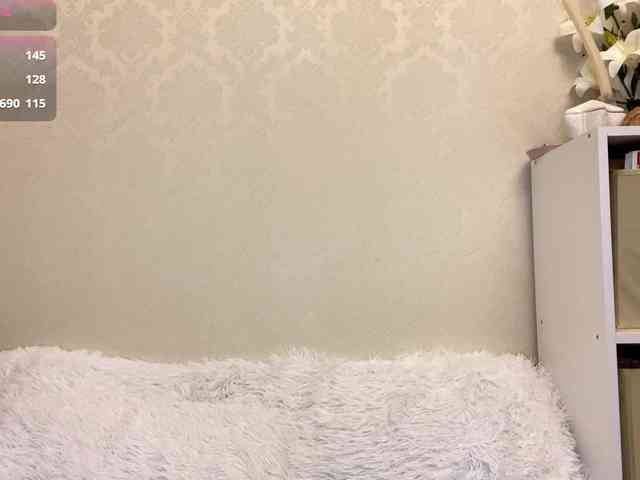 ZoeLecain webcam