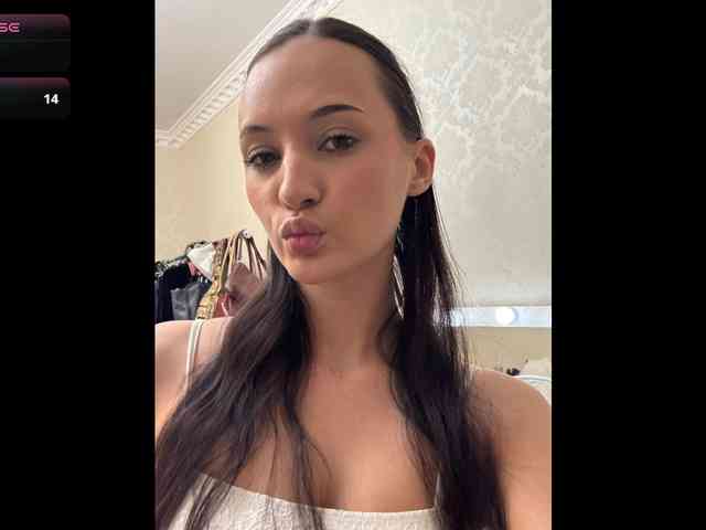 ZoeLecain webcam