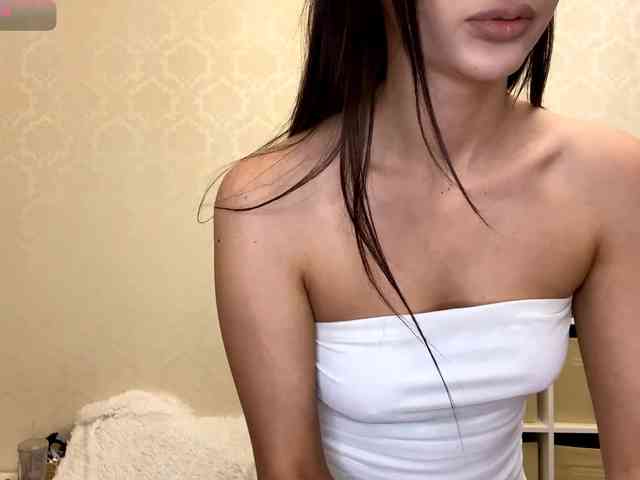 ZoeLecain webcam