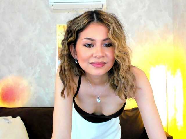 KateKross live cam on BongaCams