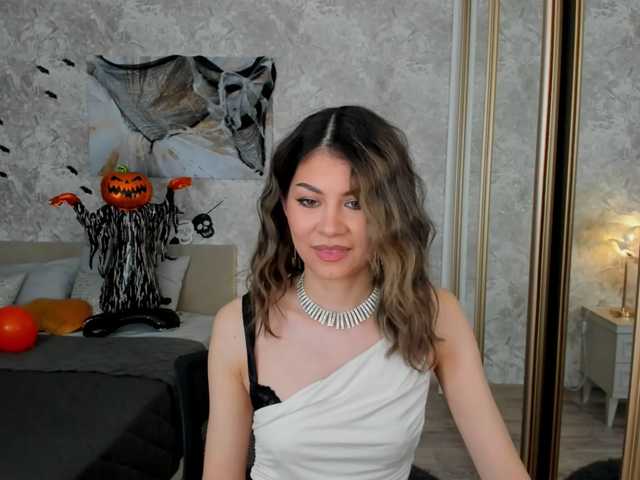 KateKross live cam on BongaCams