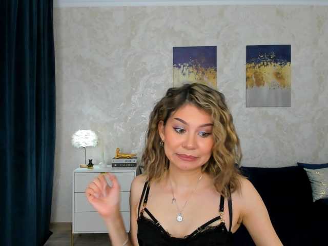 KateKross live cam on BongaCams