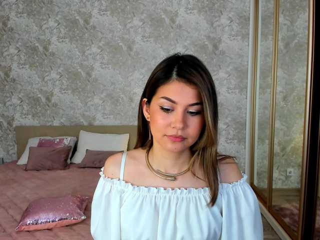 KateKross live cam on BongaCams