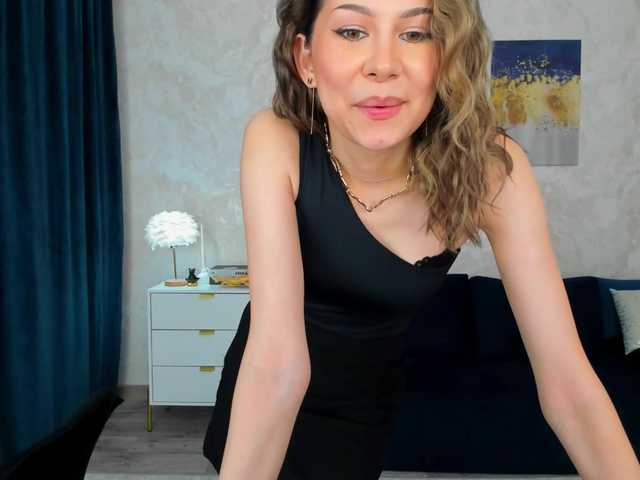 KateKross live cam on BongaCams
