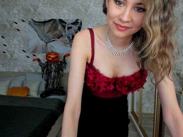 KateKross live cam on BongaCams