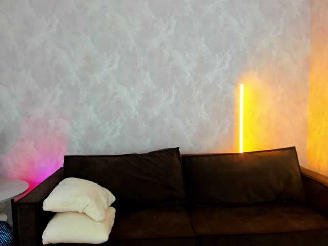 KateKross live cam on BongaCams
