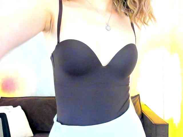 KateKross webcam