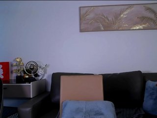 MinaGlow Porn Show