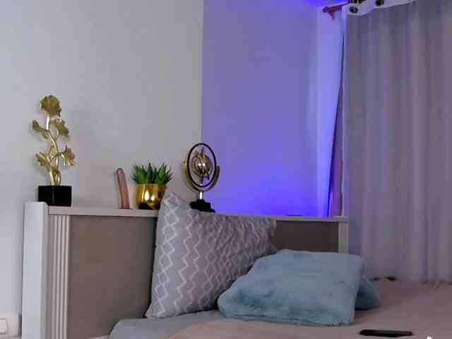 MinaGlow webcam
