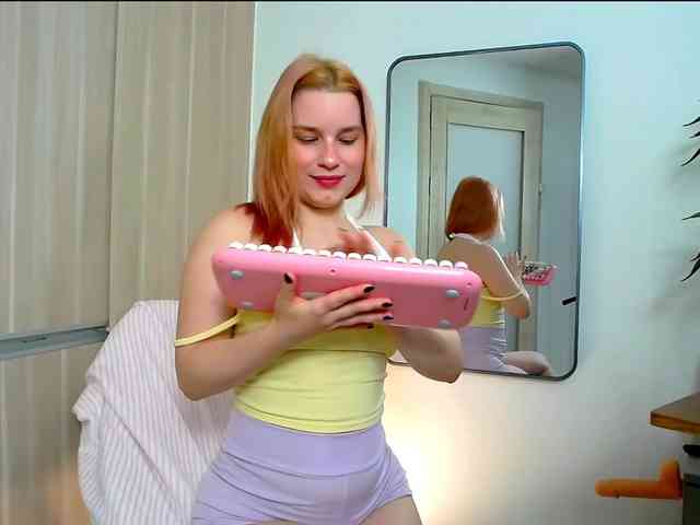MinaGlow webcam
