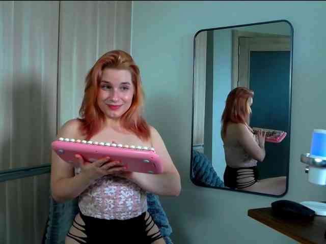 MinaGlow webcam