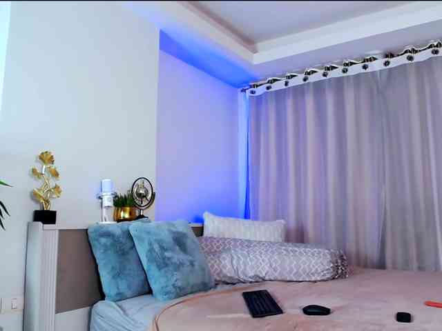 MinaGlow webcam