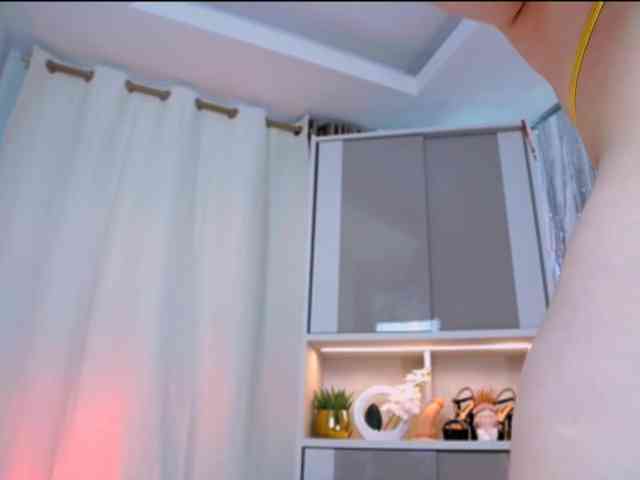 MinaGlow webcam