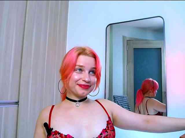 MinaGlow webcam