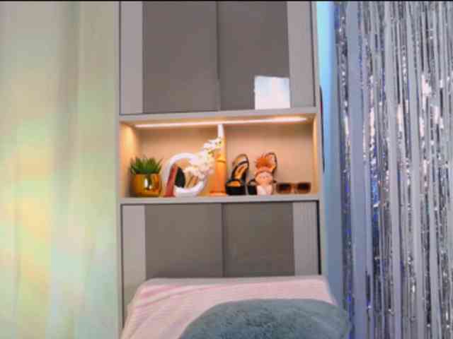 MinaGlow webcam