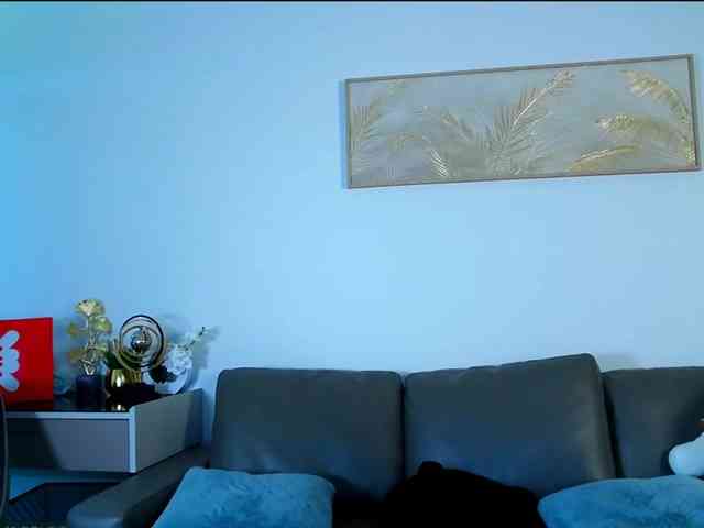 MinaGlow webcam