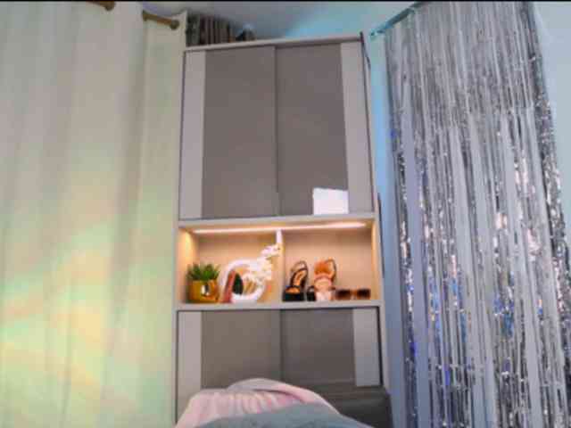 MinaGlow webcam