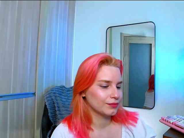 MinaGlow webcam