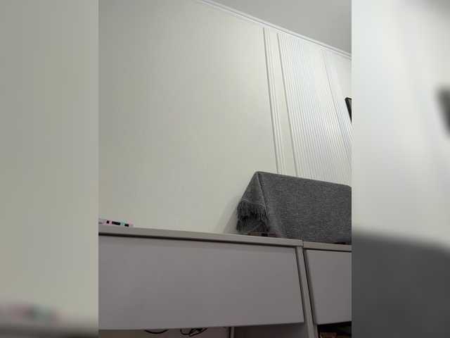 Lily33 live cam on BongaCams