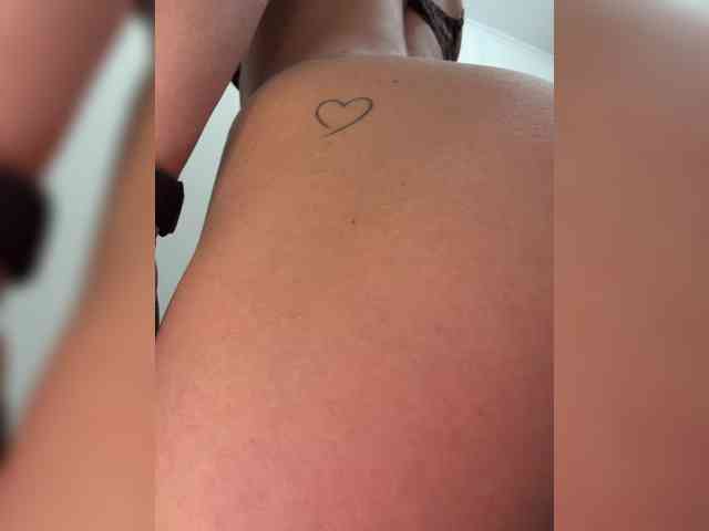 LILU111 webcam