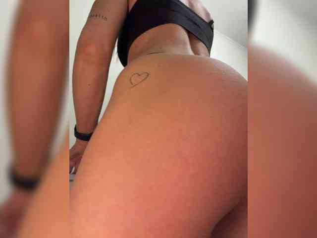 LILU111 webcam