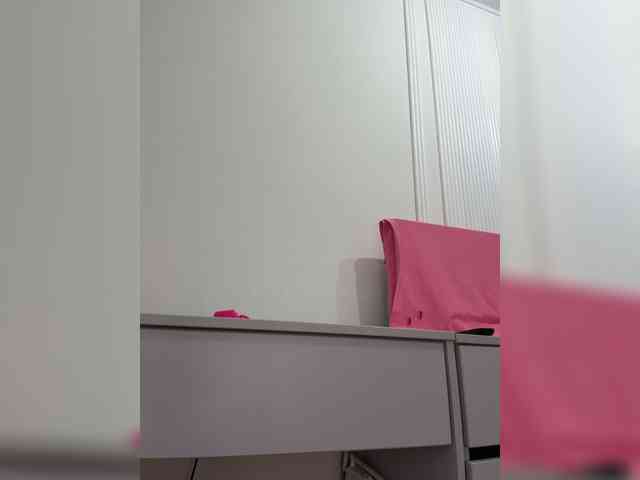 LILU111 webcam