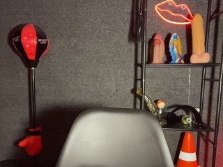 GloriaLove Porn Show