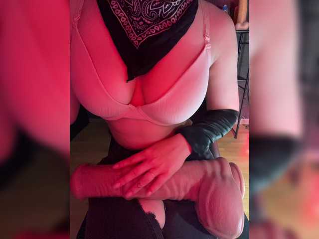 GloriaLove webcam