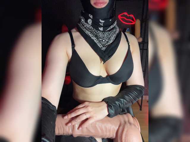 GloriaLove live cam on BongaCams