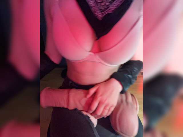 GloriaLove live cam on BongaCams