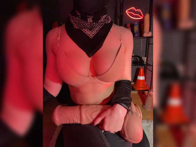 GloriaLove live cam on BongaCams