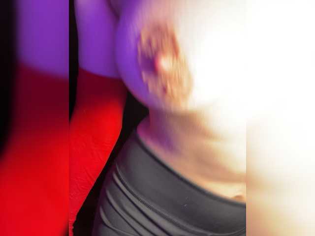 GloriaLove live cam on BongaCams