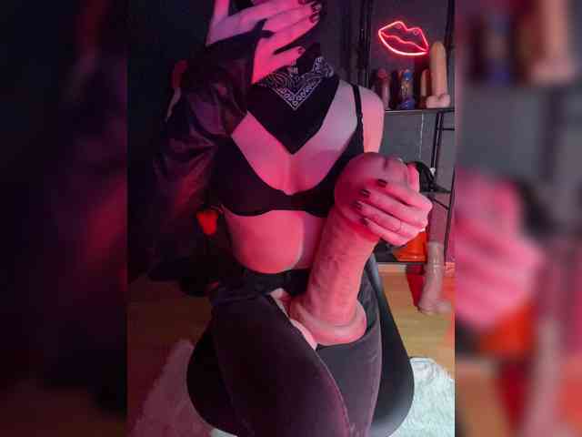 GloriaLove webcam