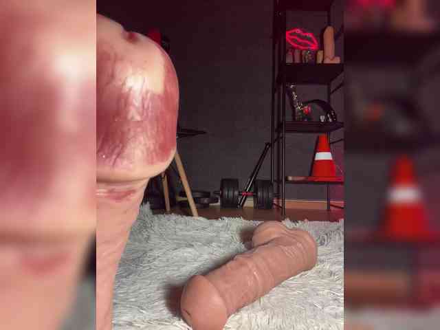 Модель: GloriaLove