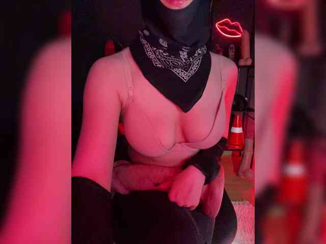 GloriaLove webcam