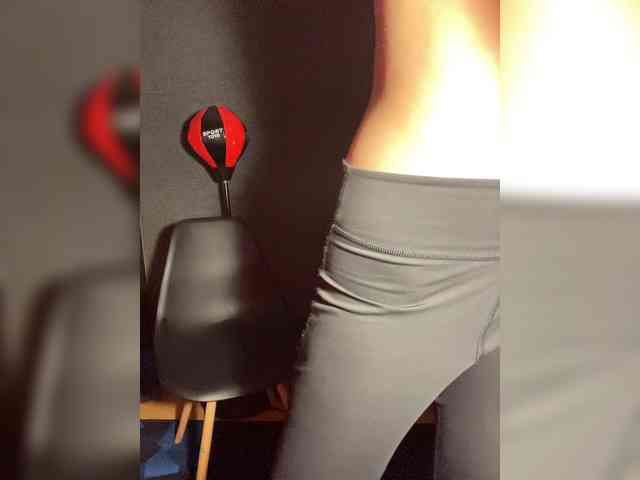 GloriaLove webcam