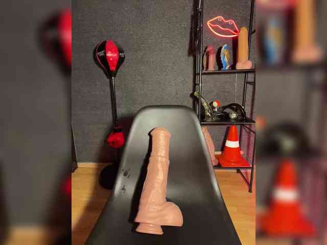 GloriaLove webcam