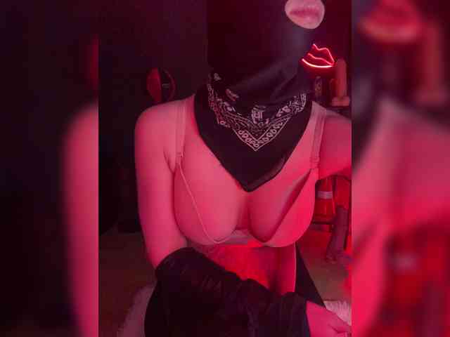 GloriaLove webcam
