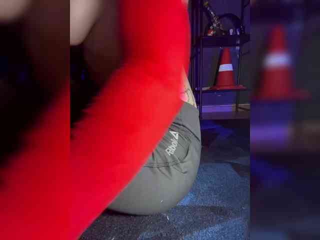 GloriaLove webcam