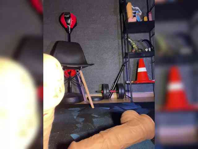 GloriaLove webcam
