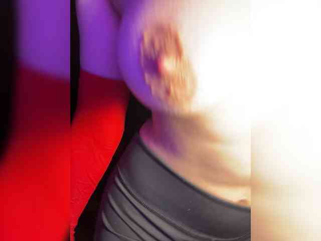 GloriaLove webcam
