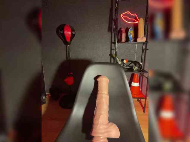 GloriaLove webcam